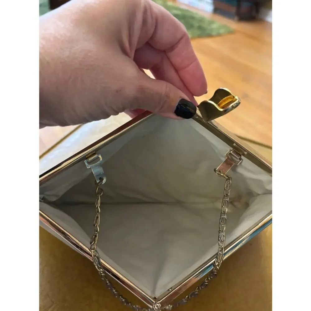 Vintage Clutch light mint green